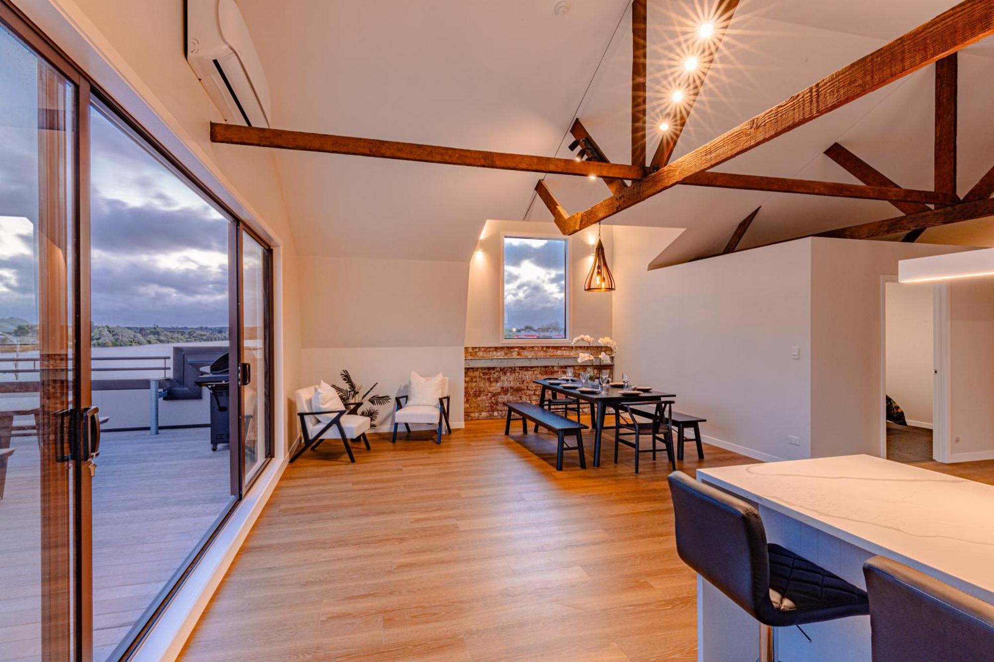 Johnston Apartments - Award-Winning Building, Your Unforgettable Stay 旺格努伊 外观 照片