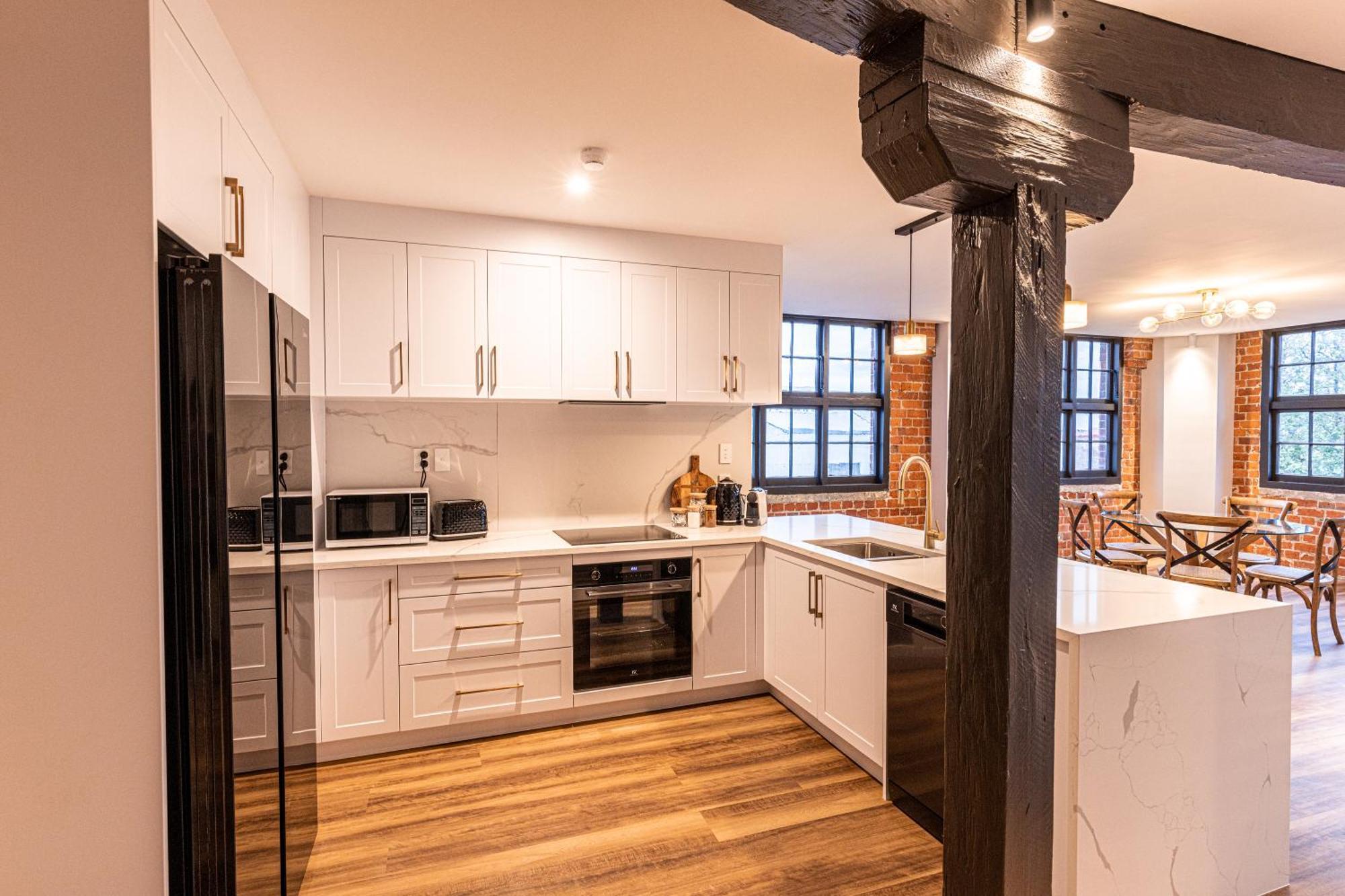 Johnston Apartments - Award-Winning Building, Your Unforgettable Stay 旺格努伊 外观 照片